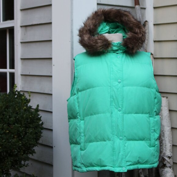 GAP Mint Green Fleece Lined Removable Fur Hood Down Insulated Puffer Vest Sz XL - Picture 1 of 12